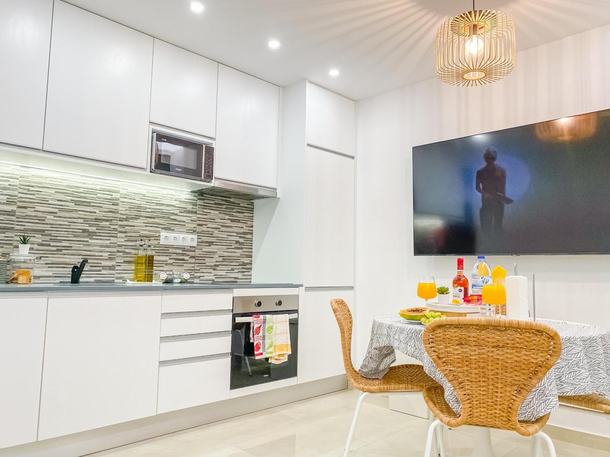 Luxury 2 Min Beach With Balcony, Ocean View, Wifi, Ac, Smarttv Portimão Exteriér fotografie
