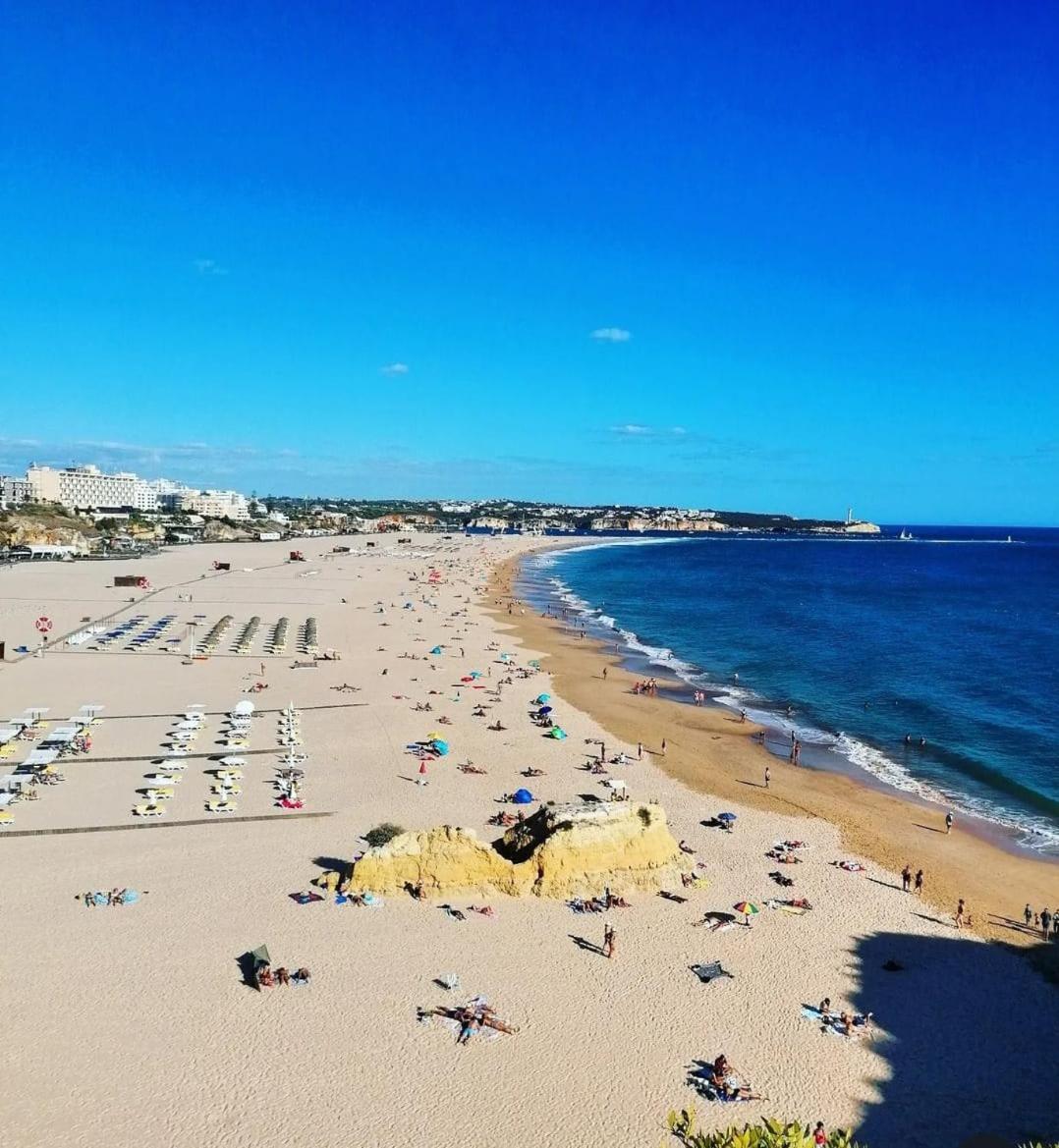 Luxury 2 Min Beach With Balcony, Ocean View, Wifi, Ac, Smarttv Portimão Exteriér fotografie