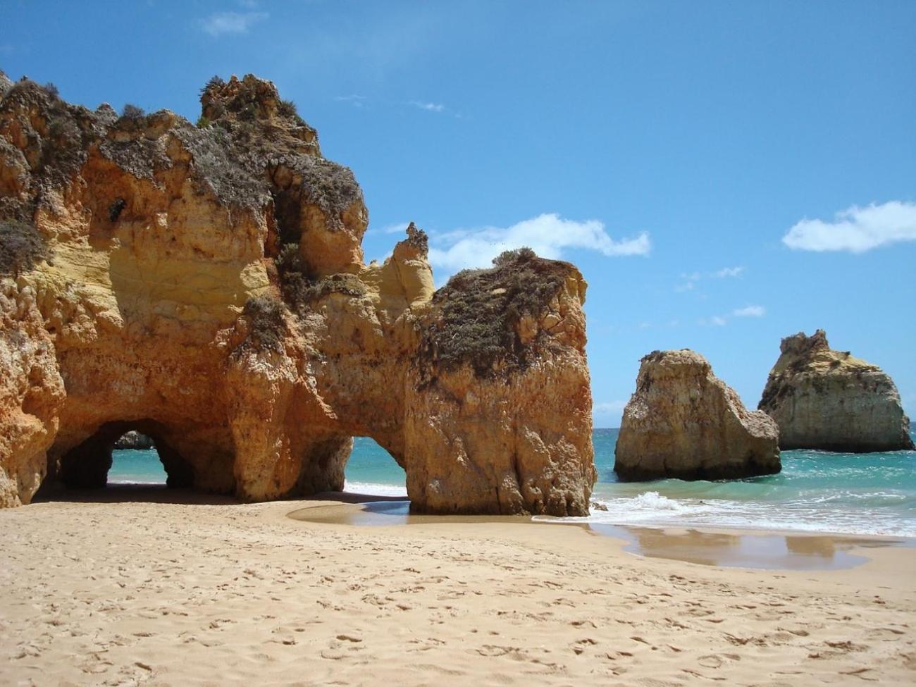 Luxury 2 Min Beach With Balcony, Ocean View, Wifi, Ac, Smarttv Portimão Exteriér fotografie